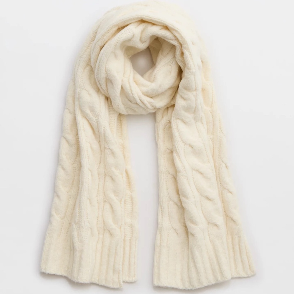 Aerie unREAL Cable Scarf